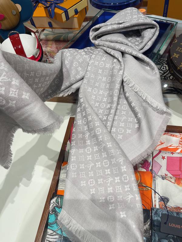 Louis Vuitton Scarf LVC00540 Louis Vuitton Scarf LVC00540